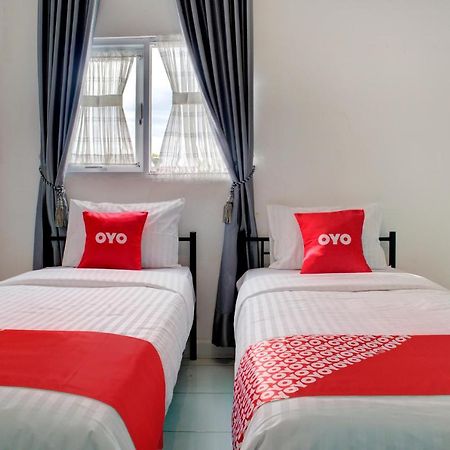 Oyo 3690 Wisma Yani Syariah Padang  Eksteriør bilde